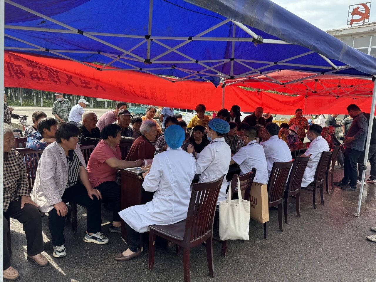 b30fe225d7b2e11d1dc081b66acdc13d.jpg b30fe225d7b2e11d1dc081b66acdc13d.jpg